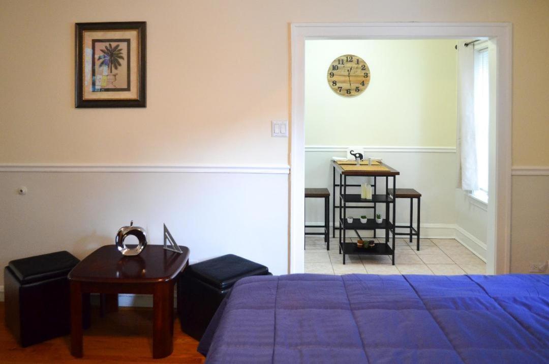 Cozy Studio Near Wrigley Field And Boystown Chicago Exterior photo